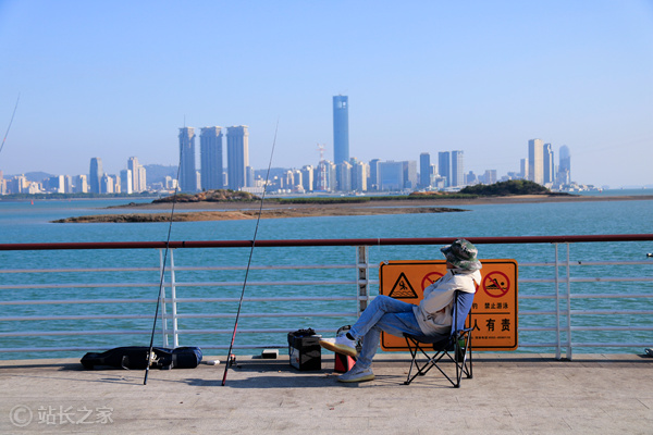 钓鱼 海边